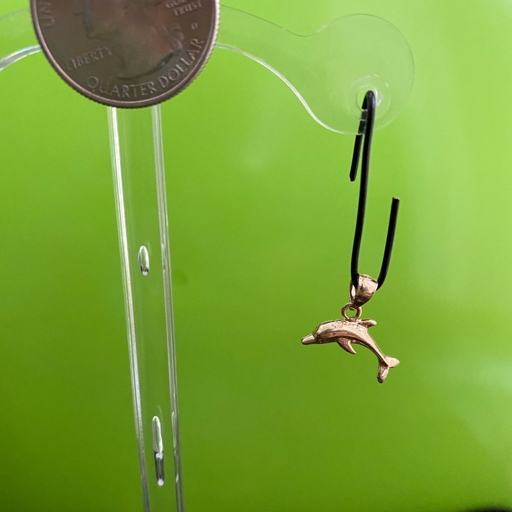 14 kt. YG Dolphin pendant